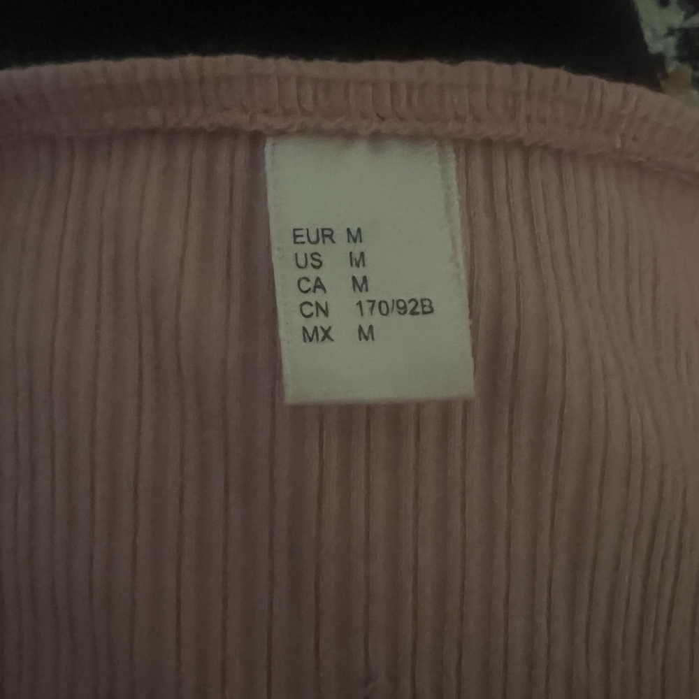 Pink Ribbed Crop Too - Picture 4 of 4